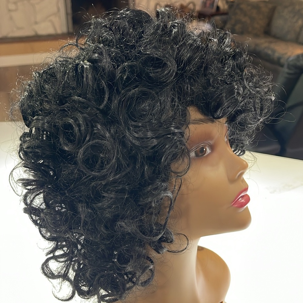 HAIR, Curly Bob with Bangs, Jet black - Picture 3 of 12
